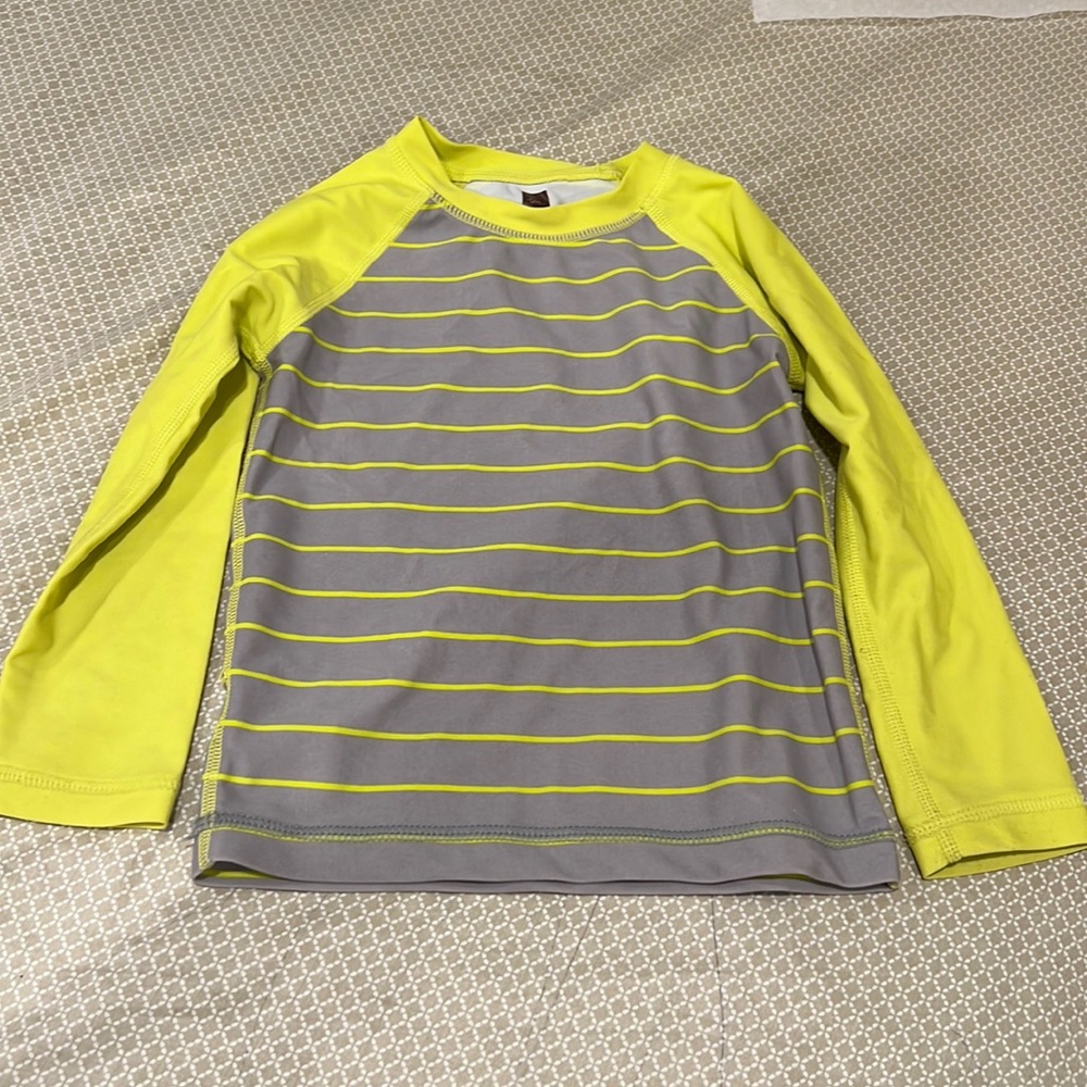 Tea brand rash guard-3Y